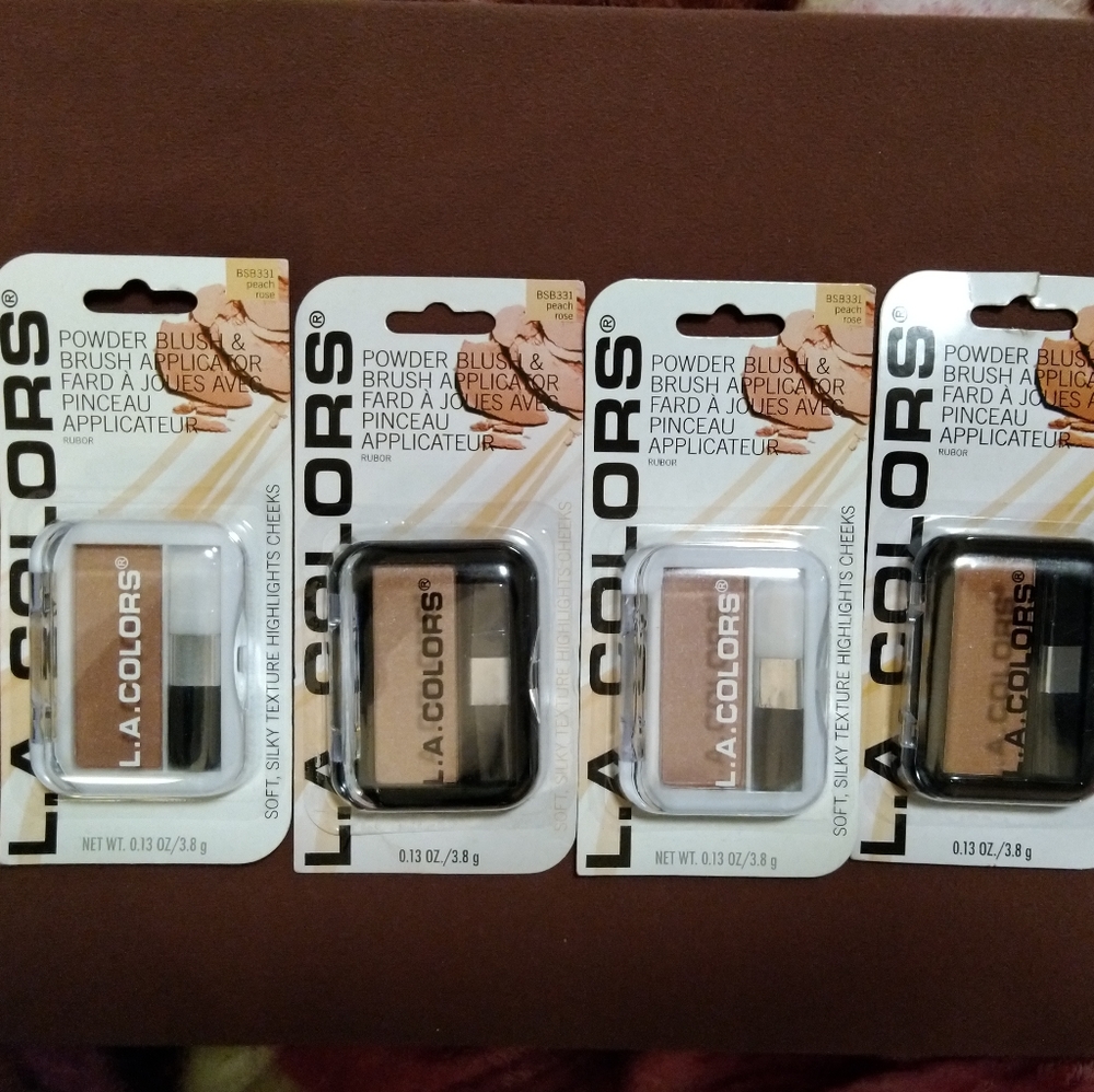 4*10 Powder Blush and Blush Applicator